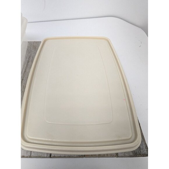 Vintage Rubbermaid Large 17 Cup #7 Rectangle Container Almond Lid B - Picture 5 of 8